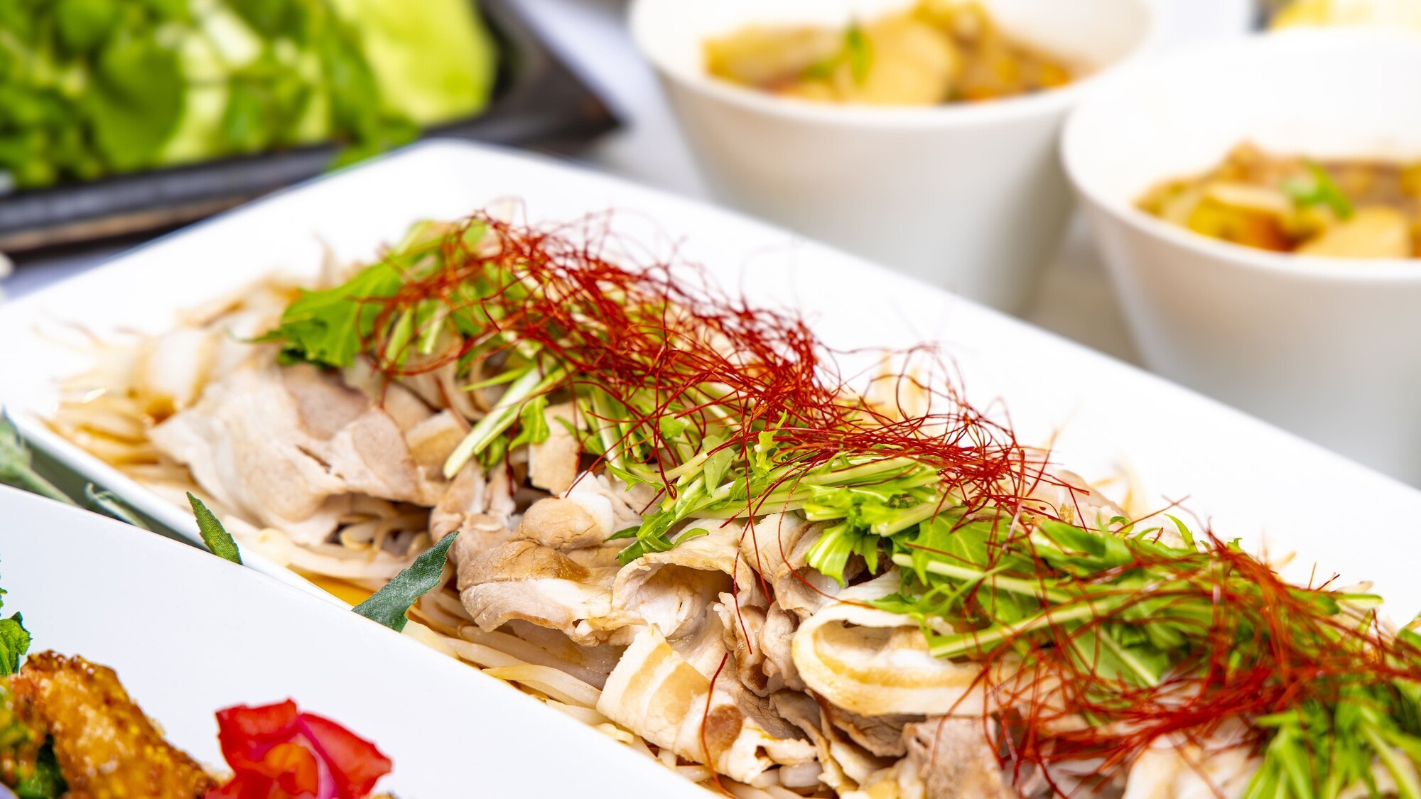 春の夕食ビュッフェ（一例）