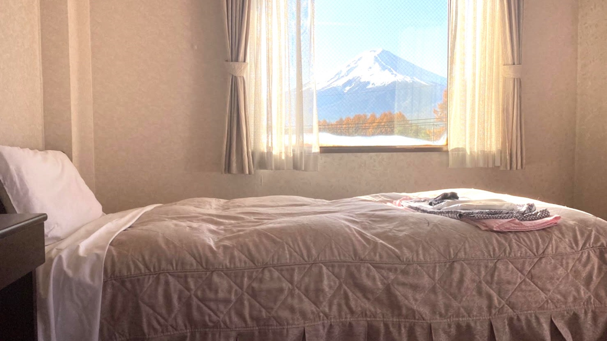 *【洋室】お部屋の窓から富士山が見えることも♪