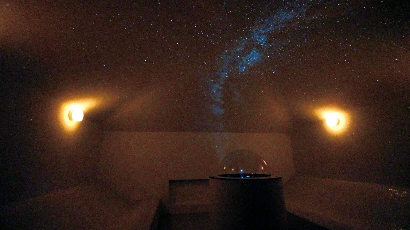 【年末年始限定】湯月くつろぎスペース無料の特典付☆岩盤浴満喫プラン！フリードリンクや漫画も（朝食付）