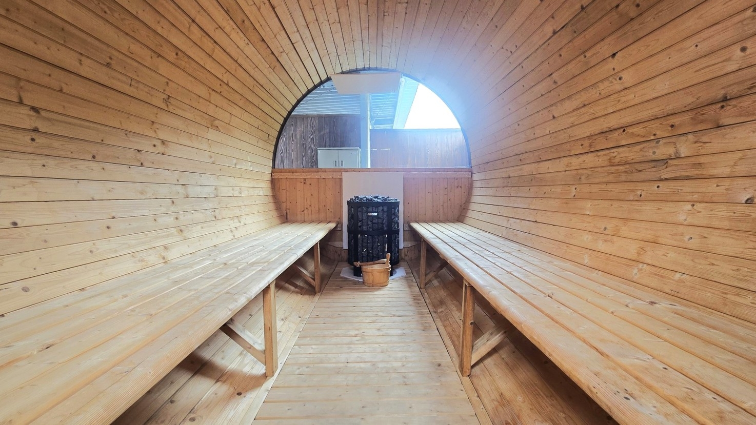 【ビジネス＆一人旅プラン】格安料金で快適トレーラーステイ★貸切サウナあり（素泊まり）