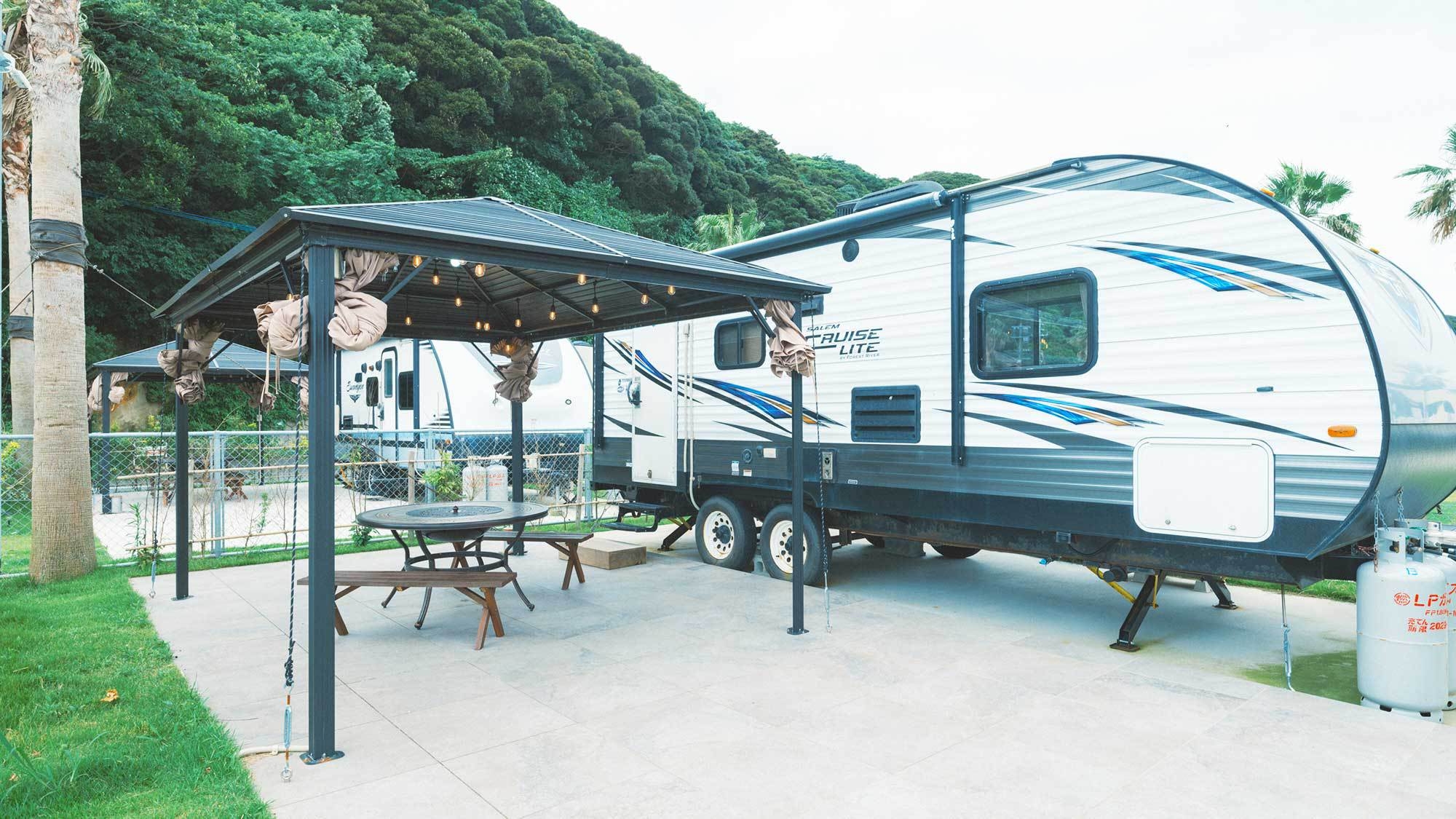 【ペット専用】トレーラーハウス(シャワー・トイレ・キッチン)