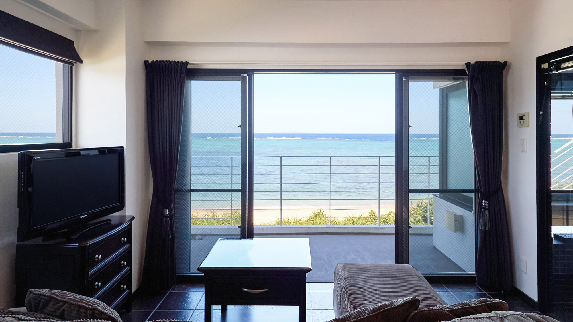 ・【302 スター】無料WiFi完備。オーシャンビューのお部屋で非日常な滞在をご堪能いただけます