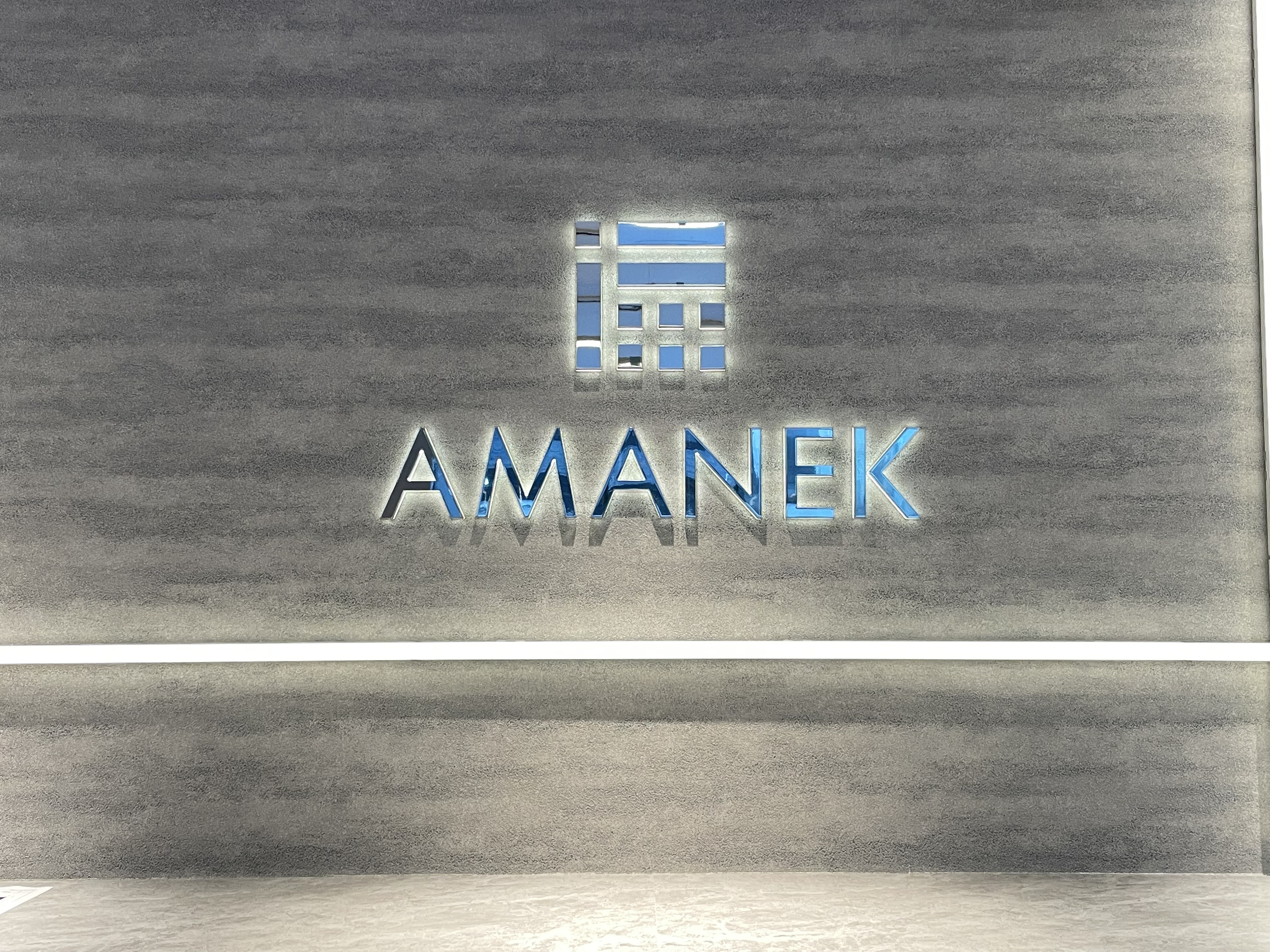 HOTEL　AMANEK