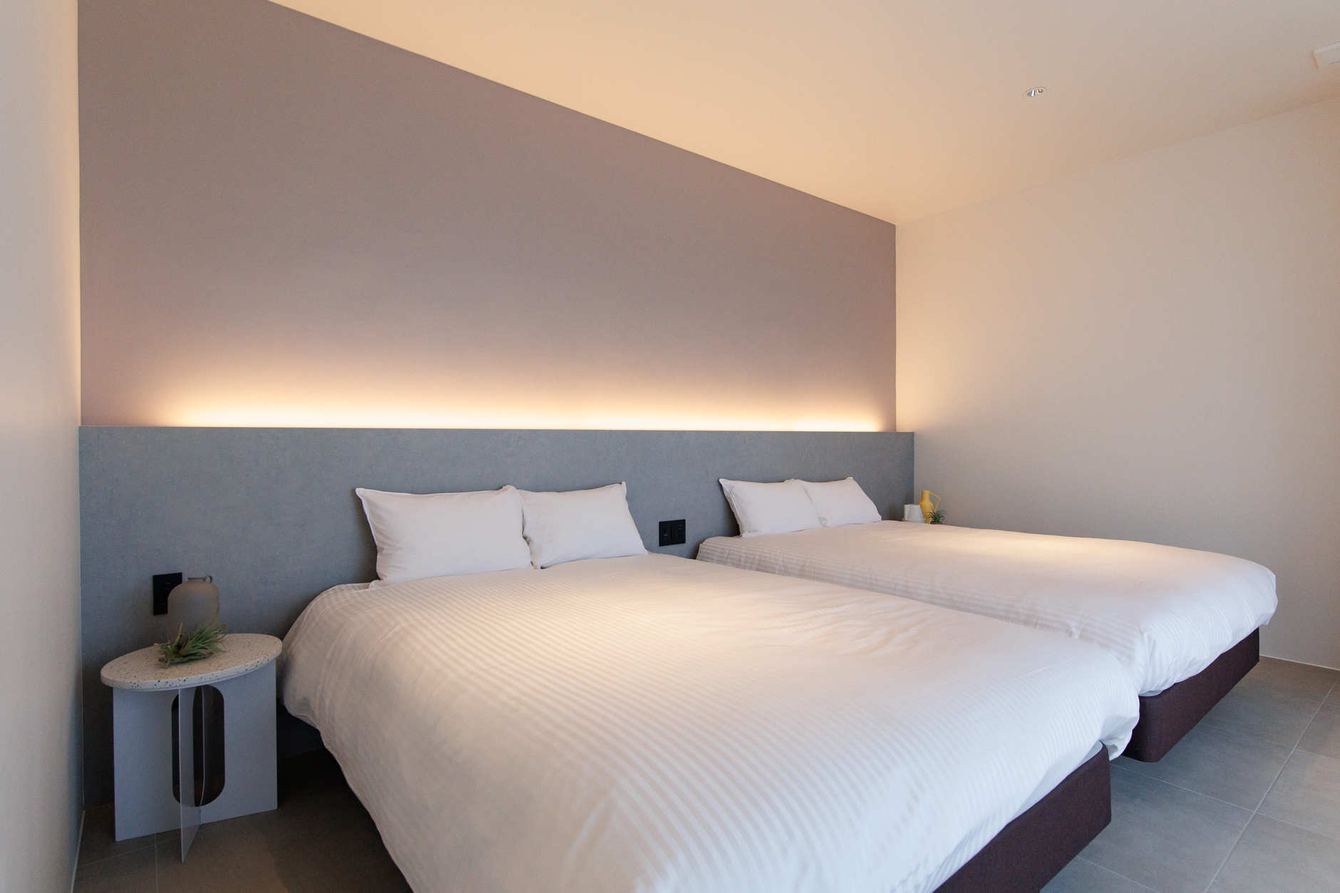 Room F ベッドルーム
