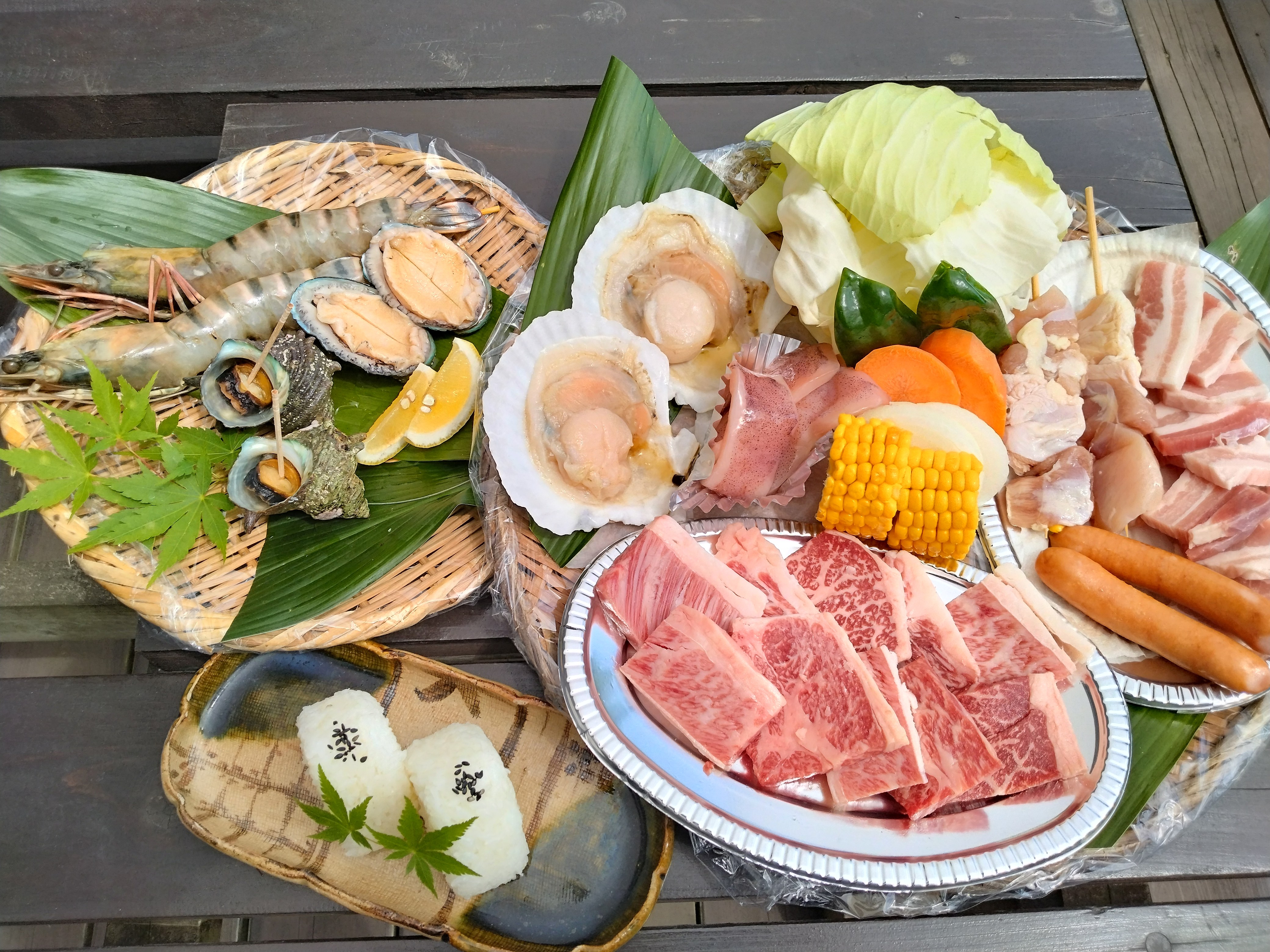 ご夕食／ぜいたくのろし焼き BBQ （イメージ）※写真は2人前です。