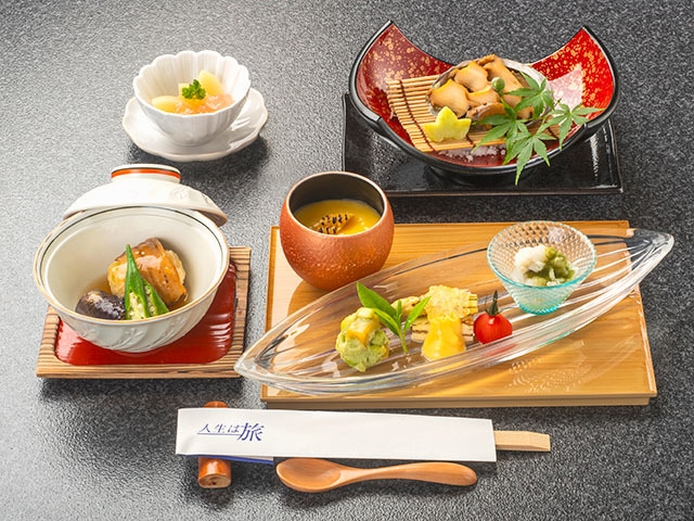 【スタンダード】石和温泉を満喫♪1泊2食付創作和食膳＋ハーフバイキングプラン