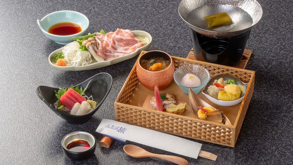 【スタンダード】石和温泉を満喫♪1泊2食付創作和食膳＋ハーフバイキングプラン