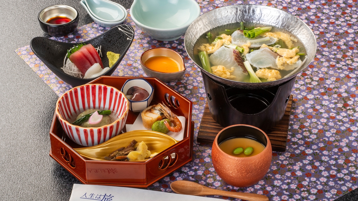 ◆【3月〜5月】春の創作和食膳＆ハーフバイキング 1泊2食付きバイキングプラン