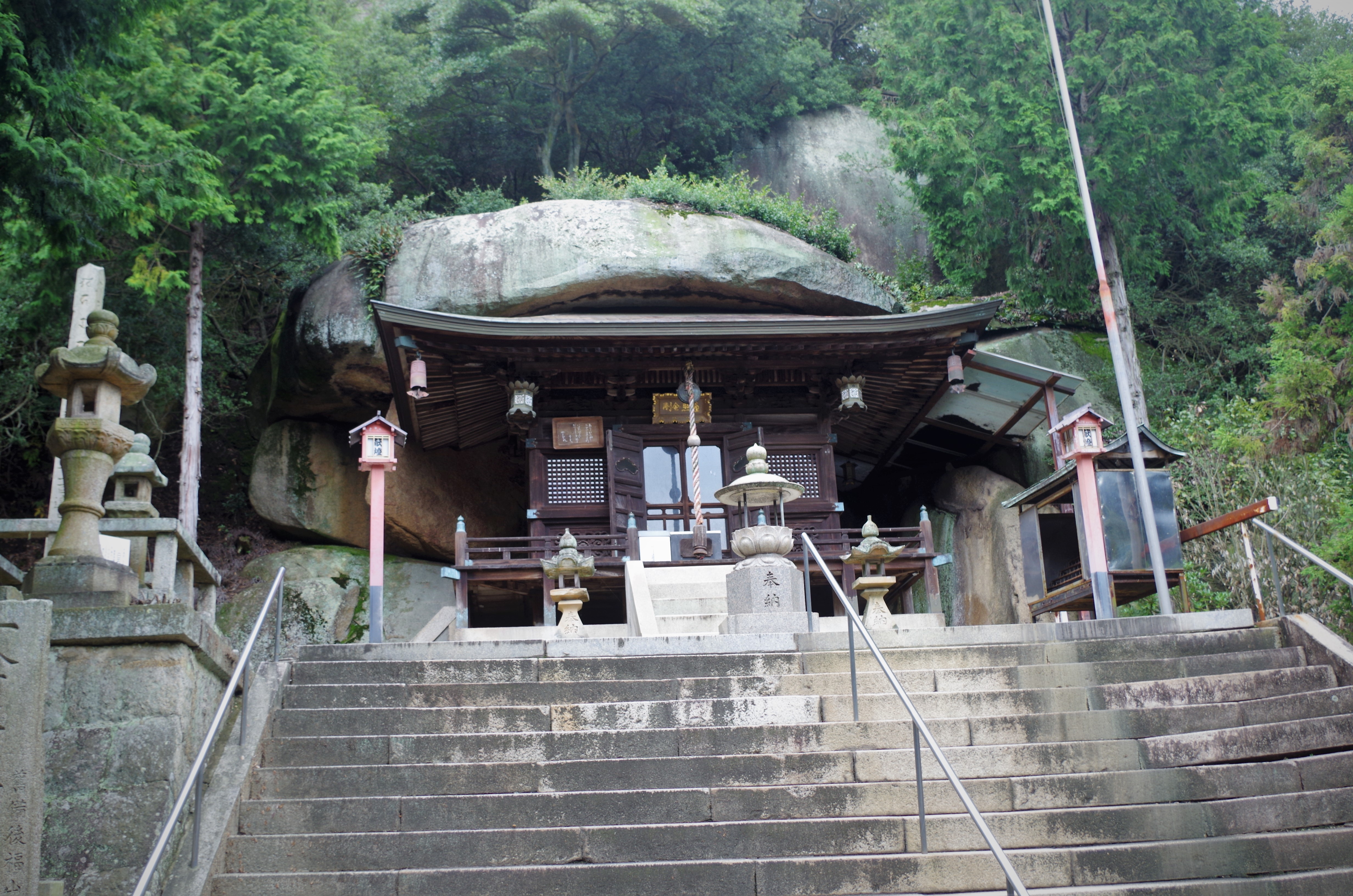 弘法大師ゆかりのお寺「開龍寺」奥の院