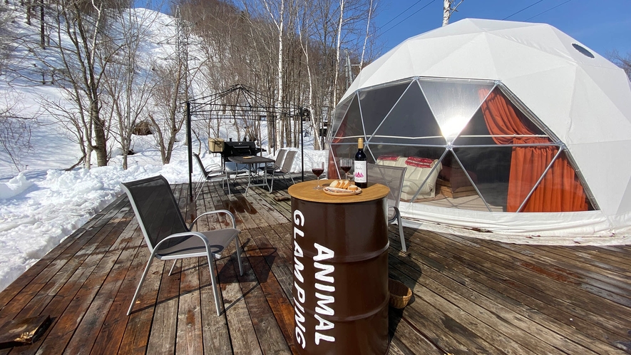 ・【グランピングドーム】雪に囲まれた幻想的な空間！ここでしか味わえない非日常体験