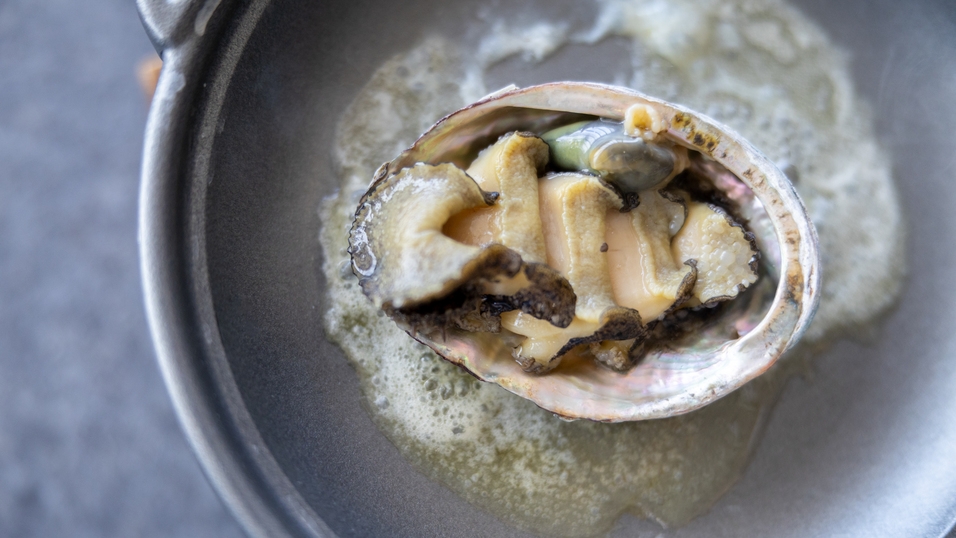 【スタンダード】2食付き◇あわびステーキ付◇たちばな会席プラン◇貸切風呂◇フリードリンクラウンジ◇