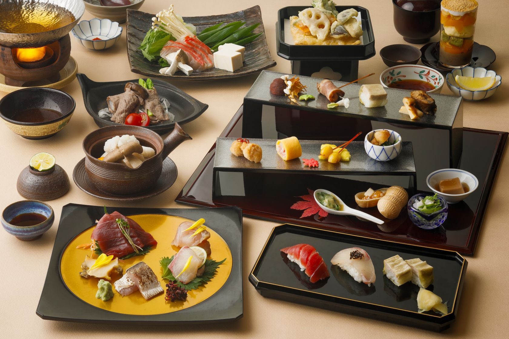 【10％OFF】【楽天スーパーSALE】[夕朝食付]特別な旅を演出 花楽特別会席 -祇園 GION-