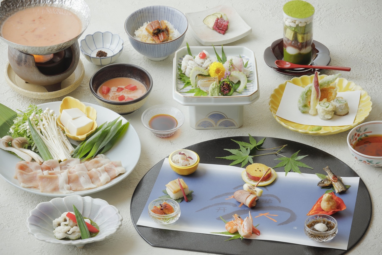 [夕朝食付]京野菜をふんだんに取り入れた自慢の京会席 9種の八寸 -杜若 KAKITSUBATA-