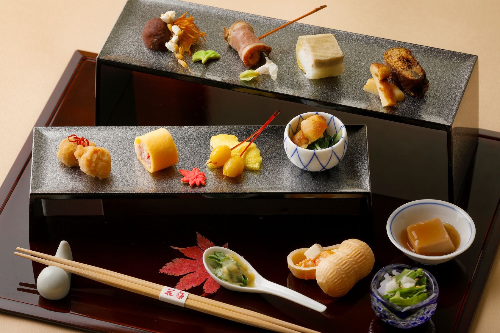 【10％OFF】【楽天スーパーSALE】[夕朝食付]特別な旅を演出 花楽特別会席 -祇園 GION-
