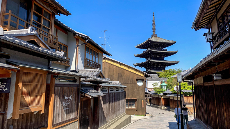 [夕朝食付]着物で散策　祇園の中心地に泊まって京都の思い出作り -石蕗 TSUWABUKI-