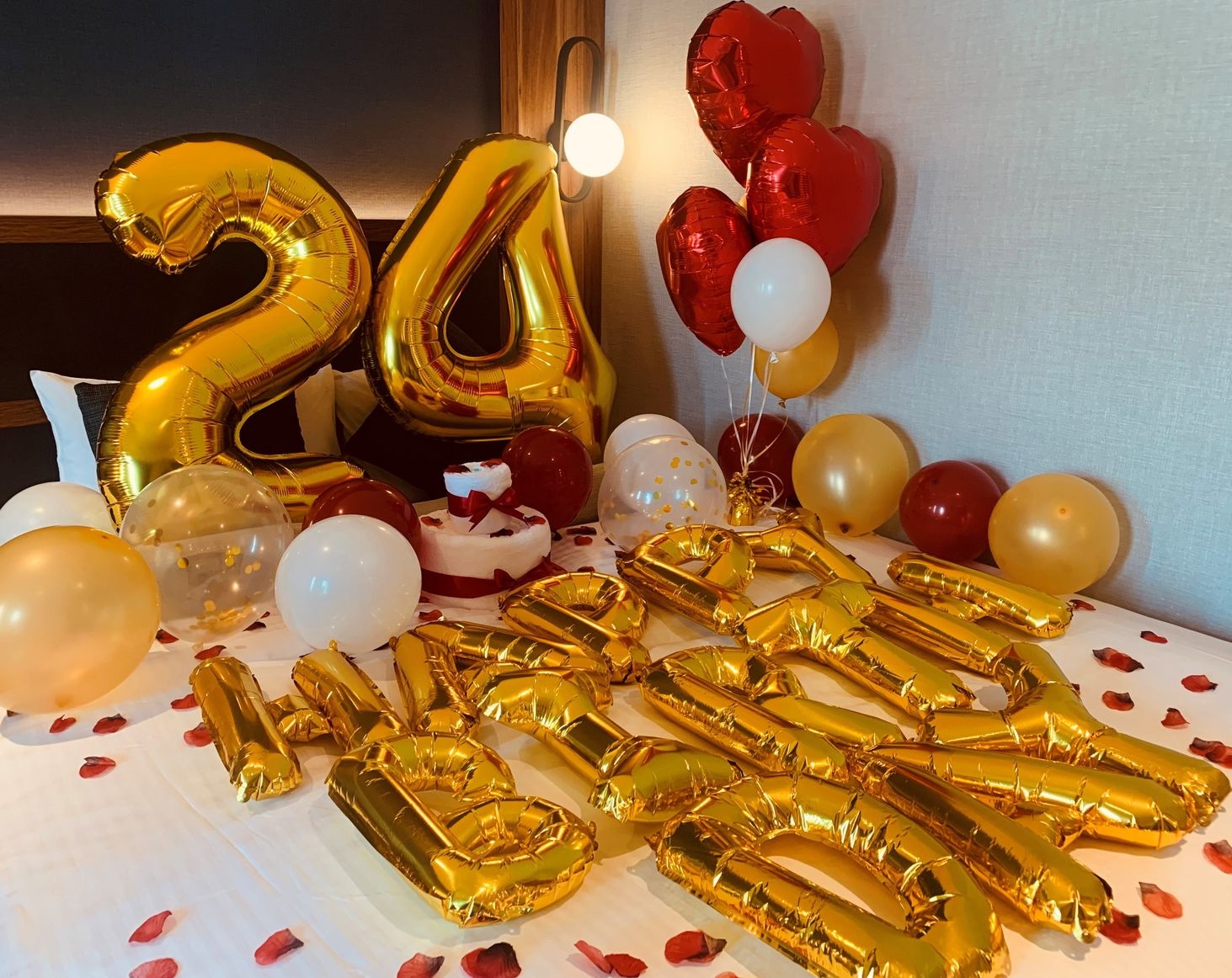 【Anniversary Stay】大切な記念日を特別な思い出に〜ブーケ＆ケントハウス特製ケーキ付〜