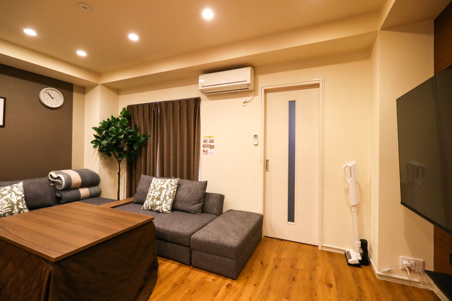 【掃除、ゴミ持ち帰り不要】キッチン付き貸切個室シアタールーム　カップル、女子会【駐車場完備】