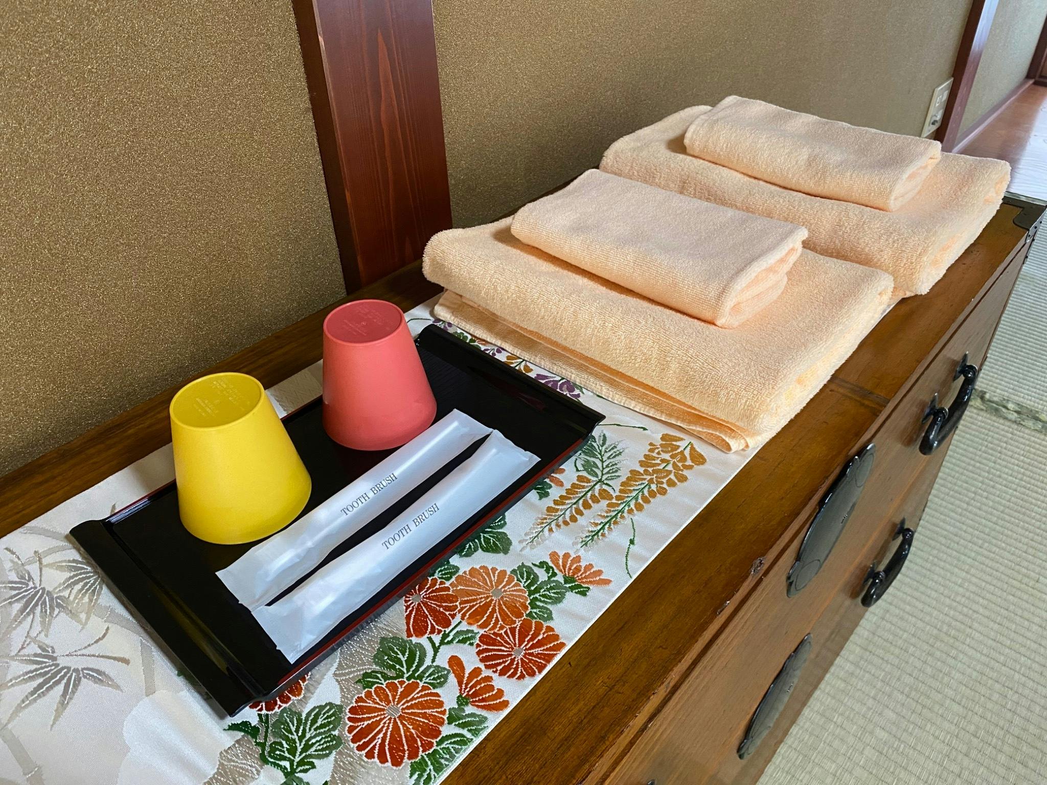 タオル類　歯ブラシ