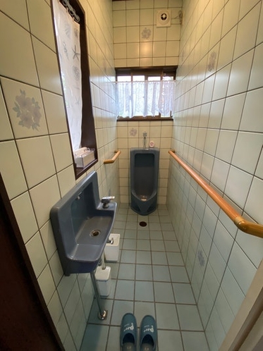 1階男性用トイレ