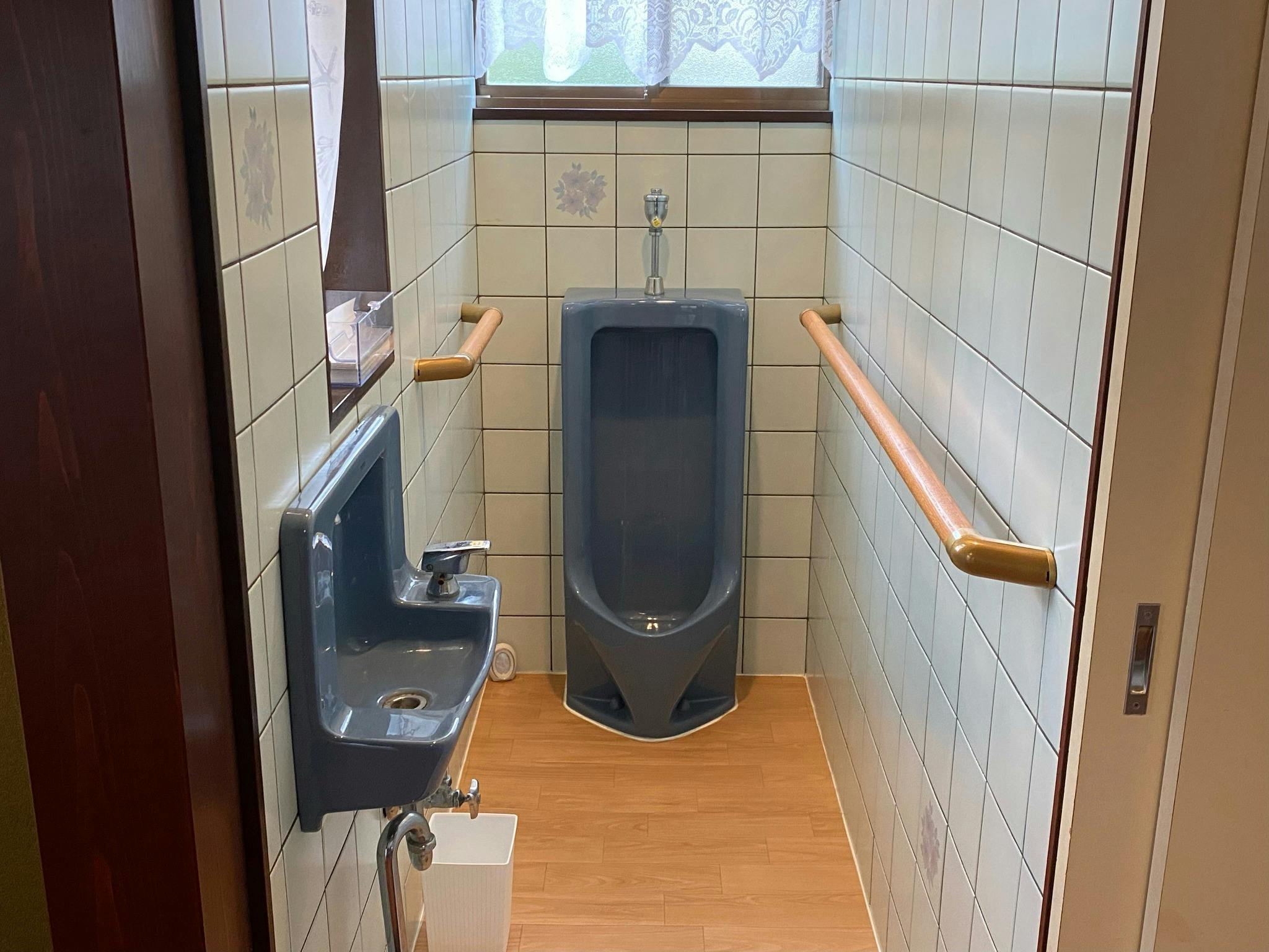 1階男子トイレ