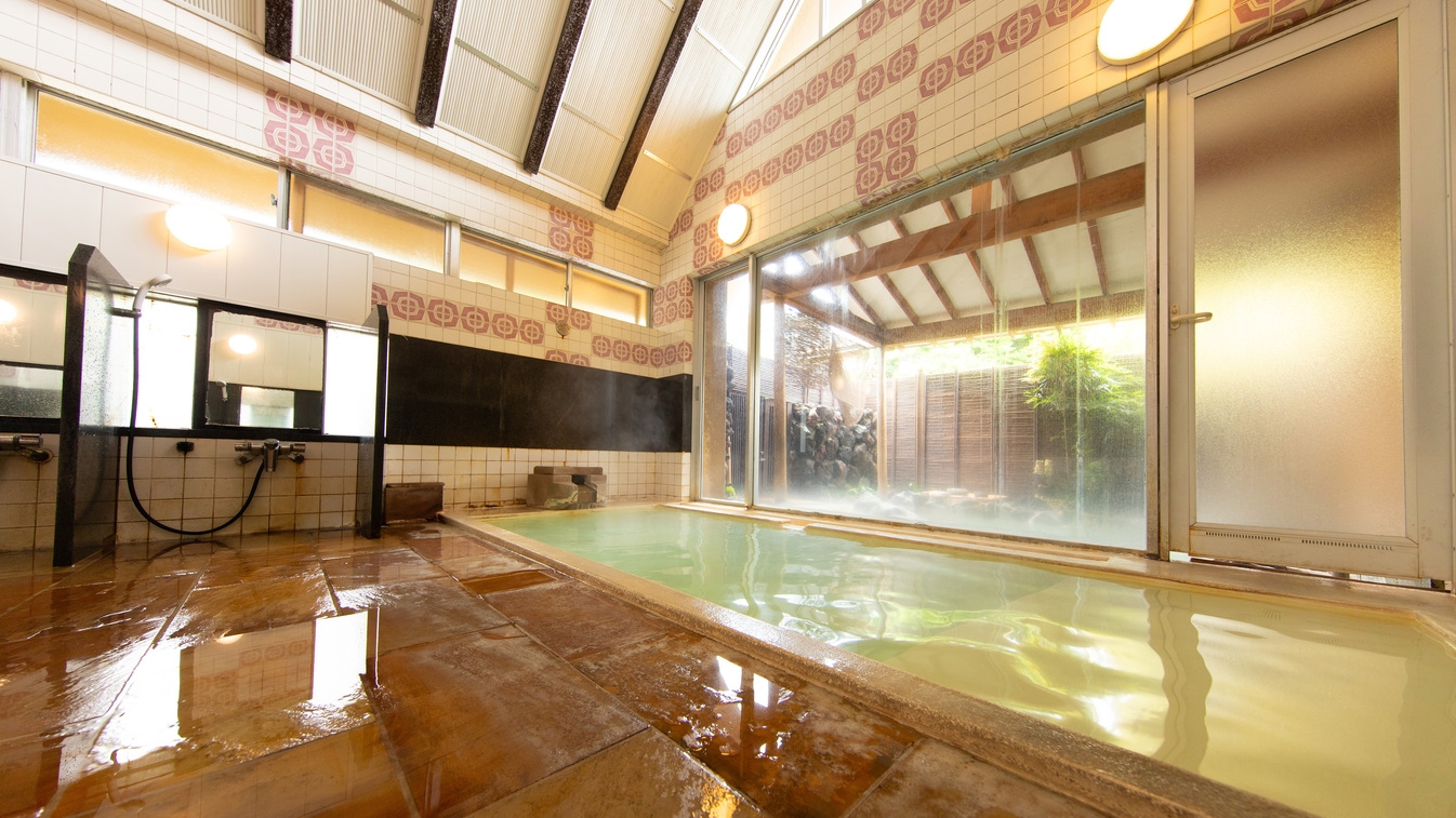 【年末年始】露天風呂付き客室で過ごす大人の休日。にごり湯と特別会席を愉しむ＜1泊2食＞