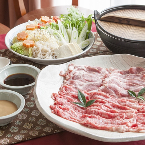 【いちご狩り】制限時間50分！紅ほっぺ・女峰・章姫 3種のいちご食べ放題≪1〜3月≫