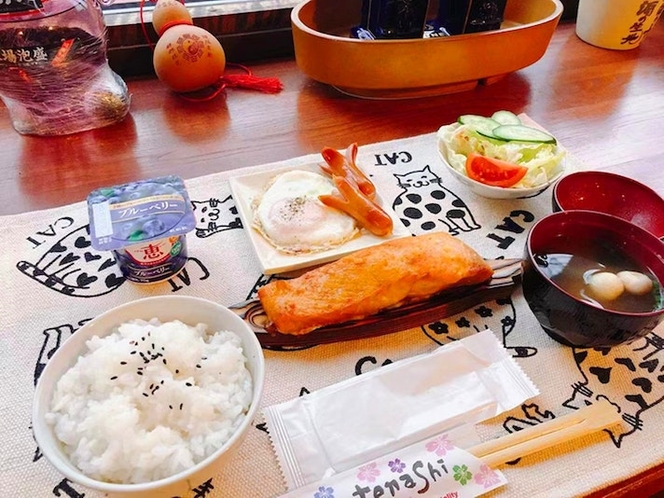 朝食和食(1名様+1000円)