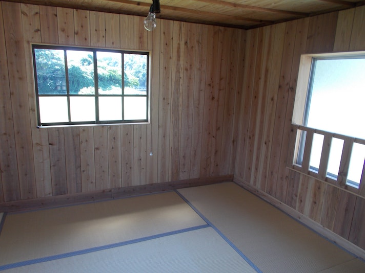 二階和室2 畳8畳の間