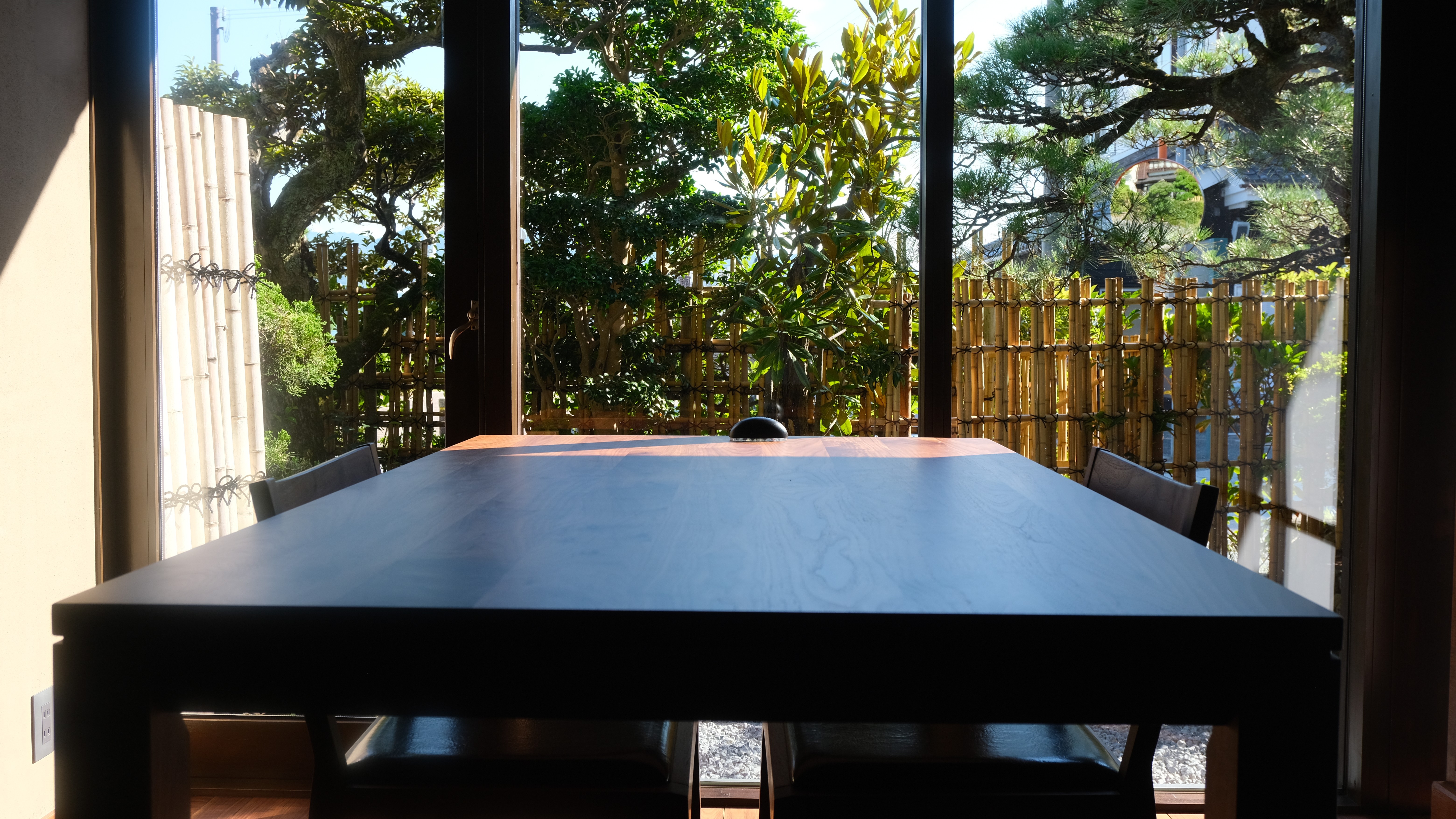 【お食事処「泰山木」】2025年夏に新設した4組限定のダイニングでゆったりとした食事時間を。