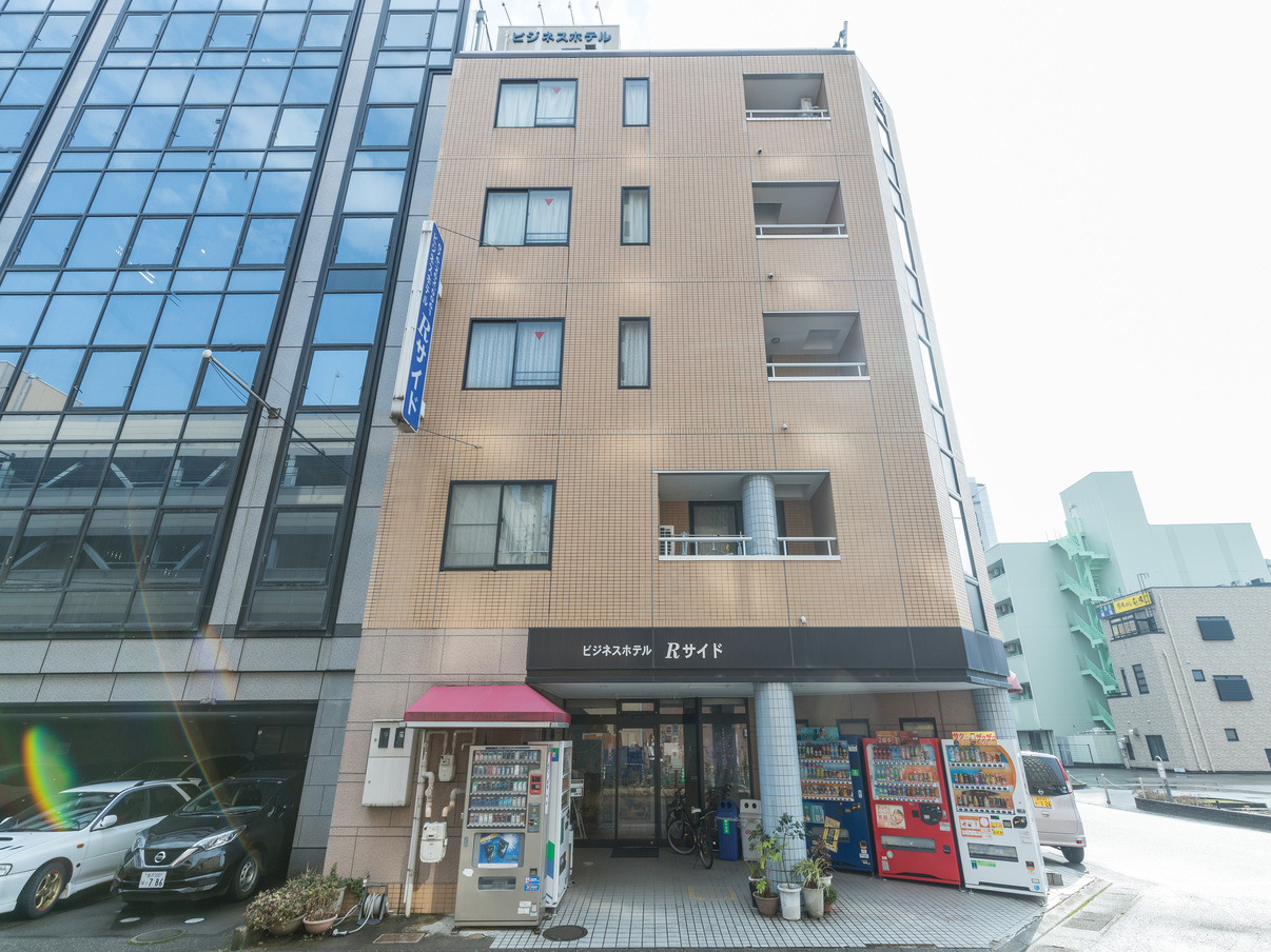 【楽天月末セール】 JR金沢駅東口より徒歩5分！全室無料WIFI完備
