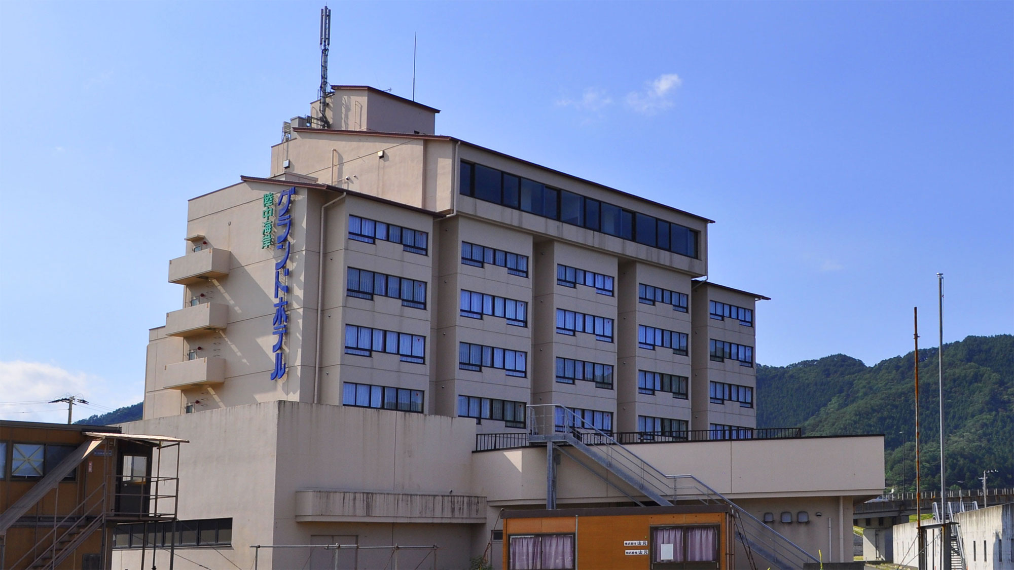 【外観】港からみた外観