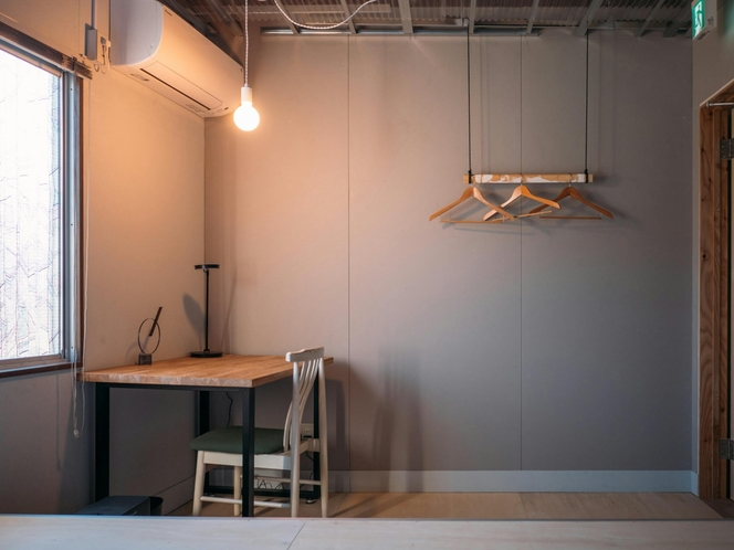 Private room B (Max 2 adults 定員1-2名)