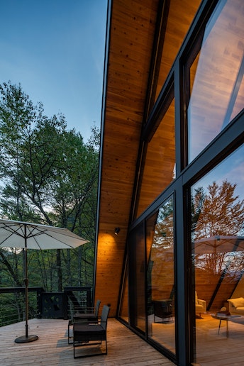 一面ガラスが開放感を出してくれます。