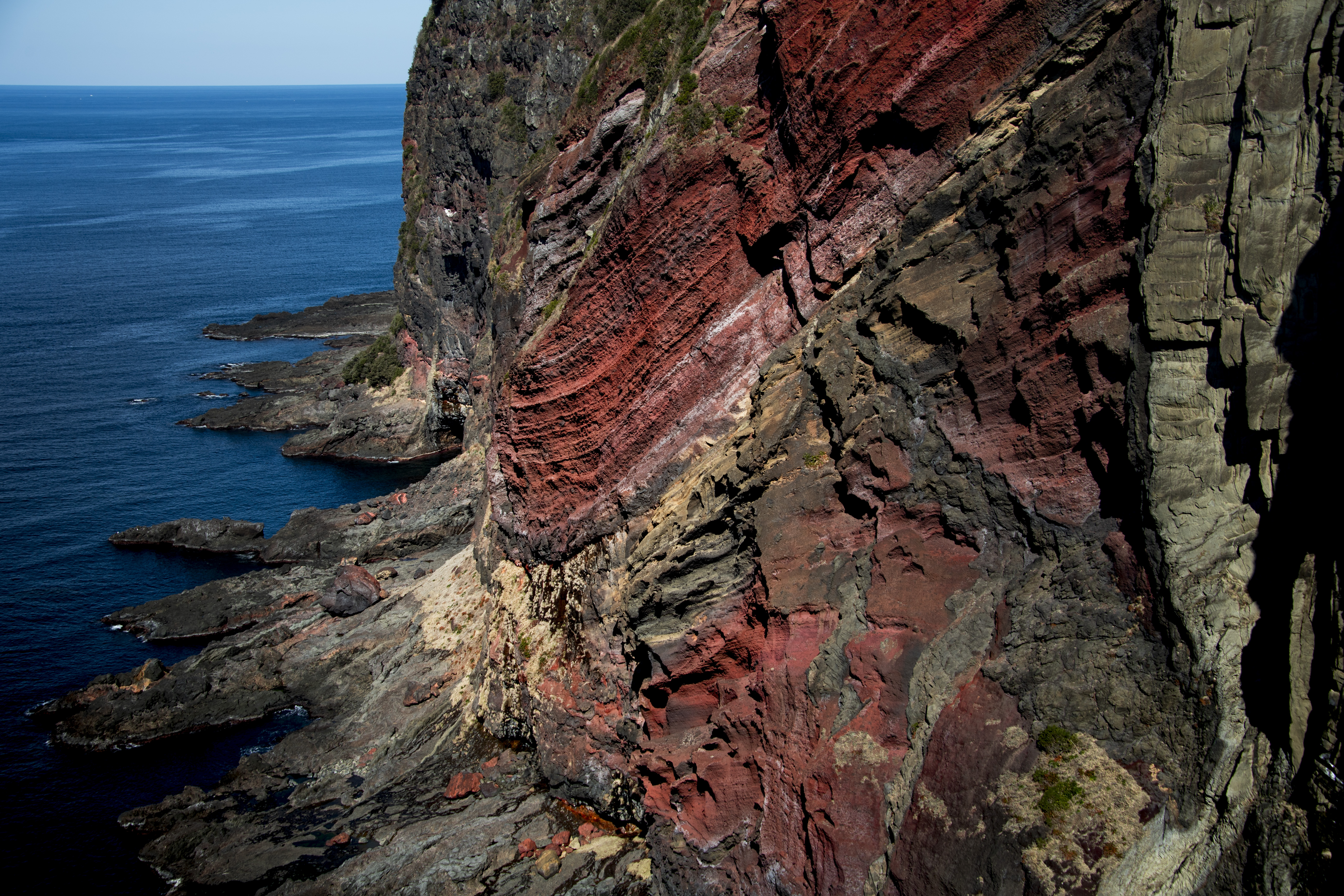 知夫里島｜赤壁