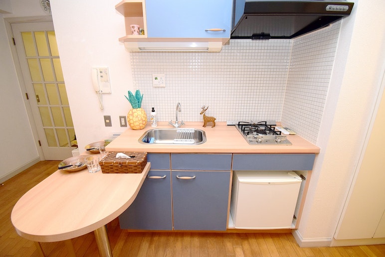 Full size kitchen