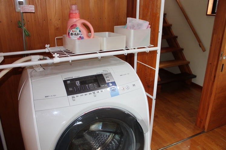 無料の洗濯乾燥機