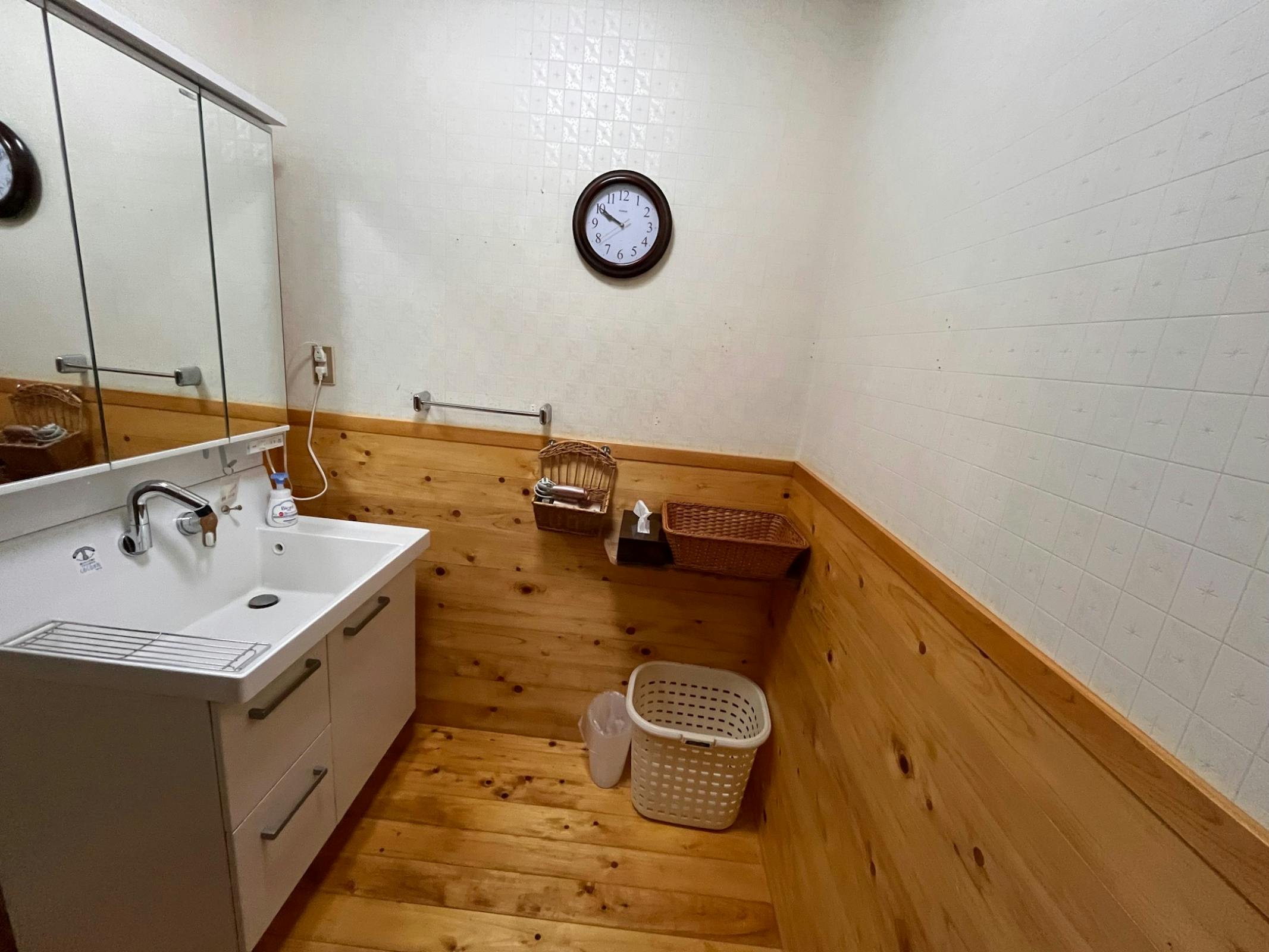 スッキリした清潔感ある洗面所