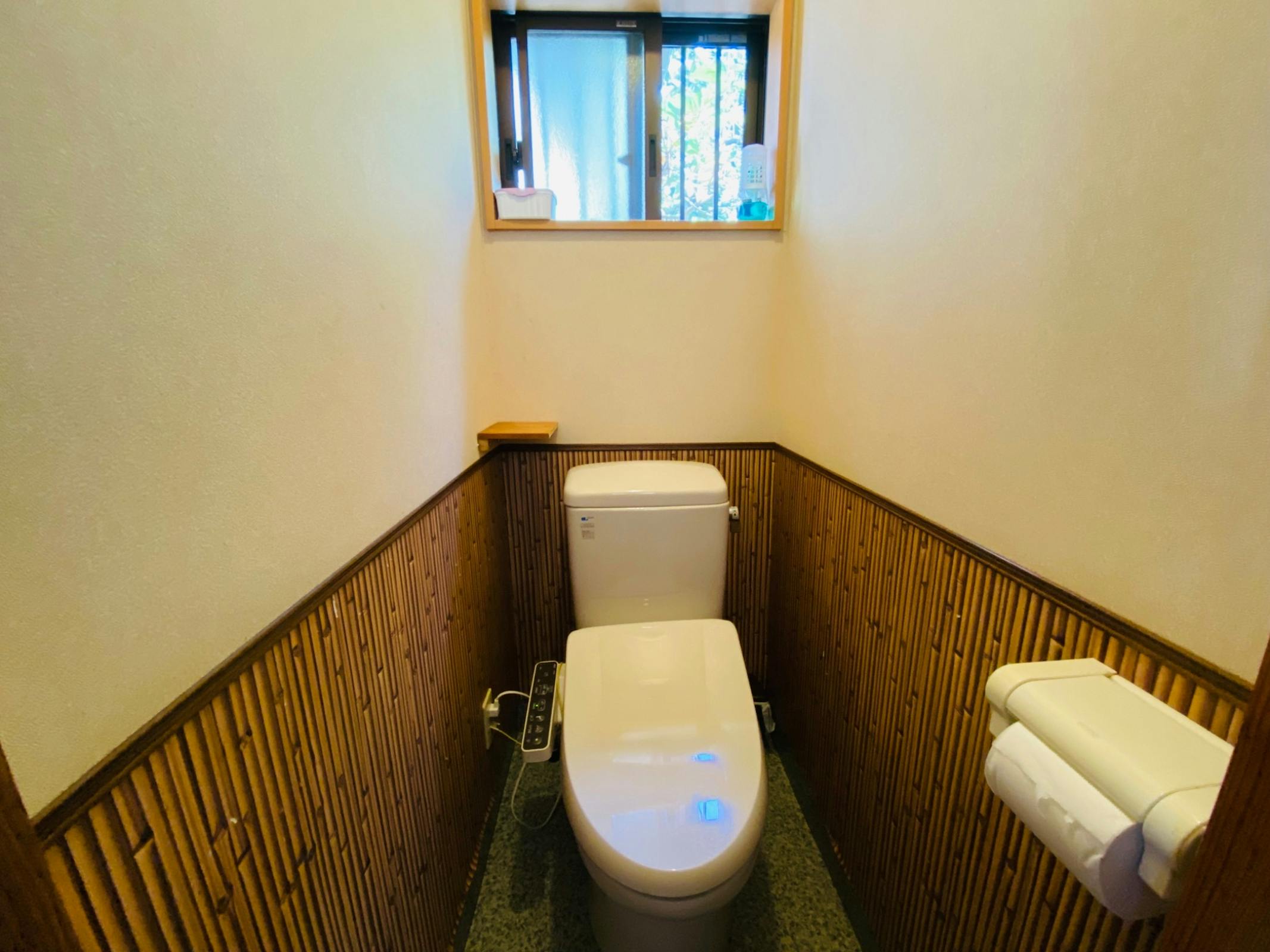 居酒屋スペースのトイレ