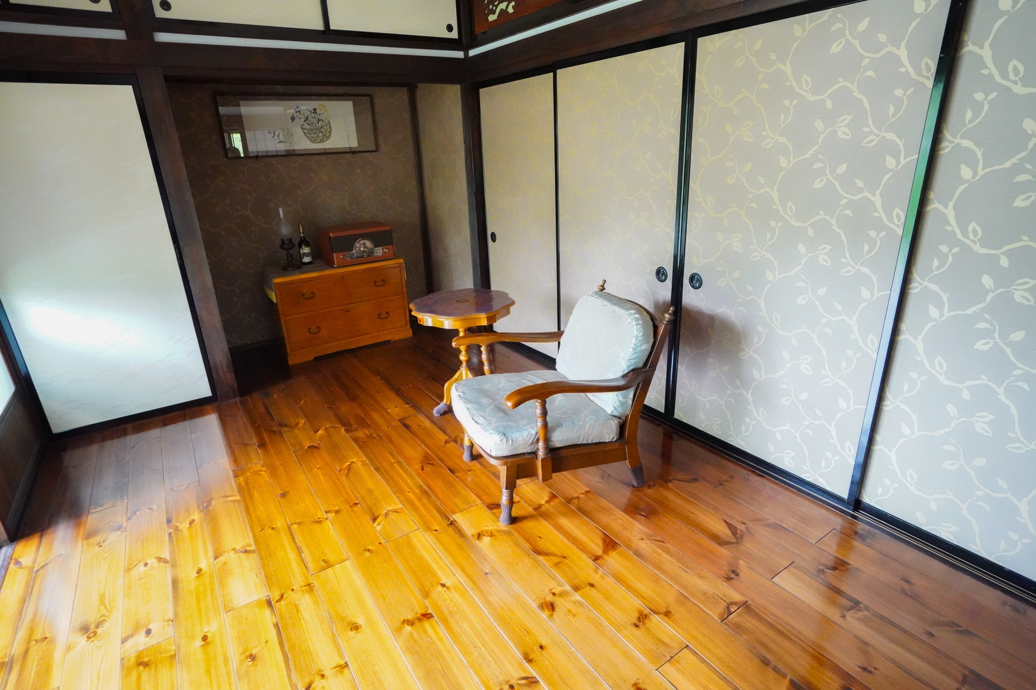 南に面した贅沢なひと時を過ごすことが出来る空間です。...