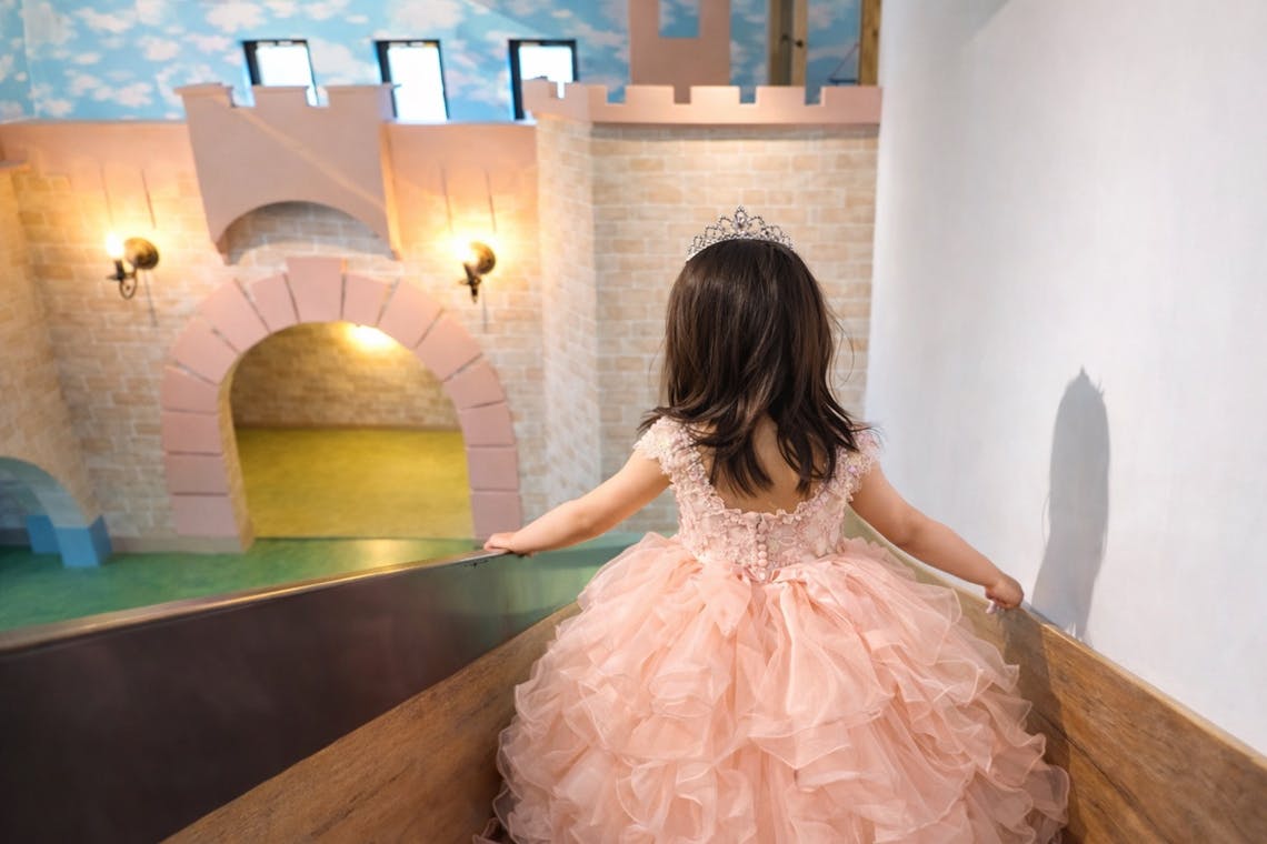 滑り台からお城へ