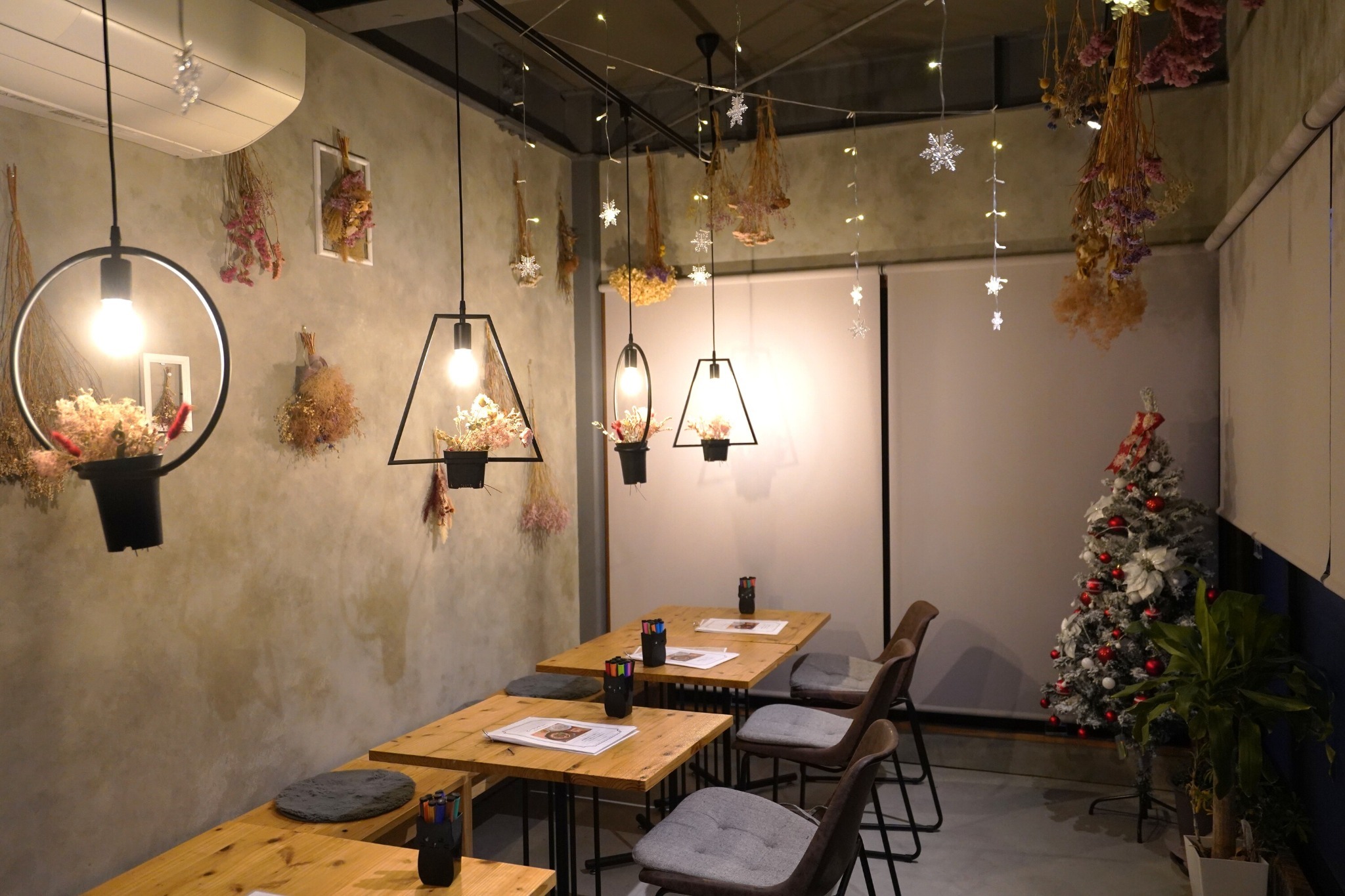 1階カフェ「Belle Raisin(ベルレザン)」