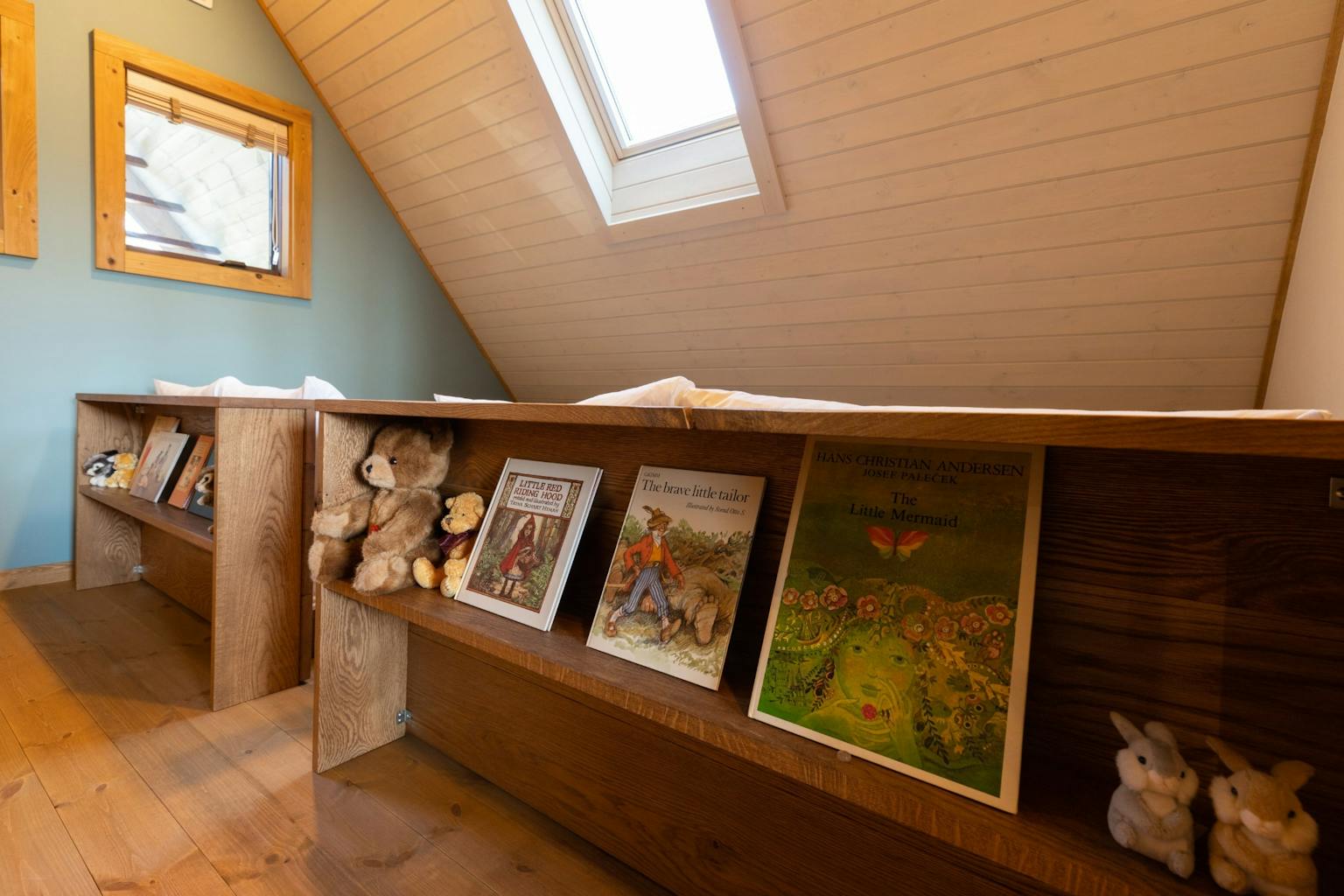 Uta　寝室ディスプレイ