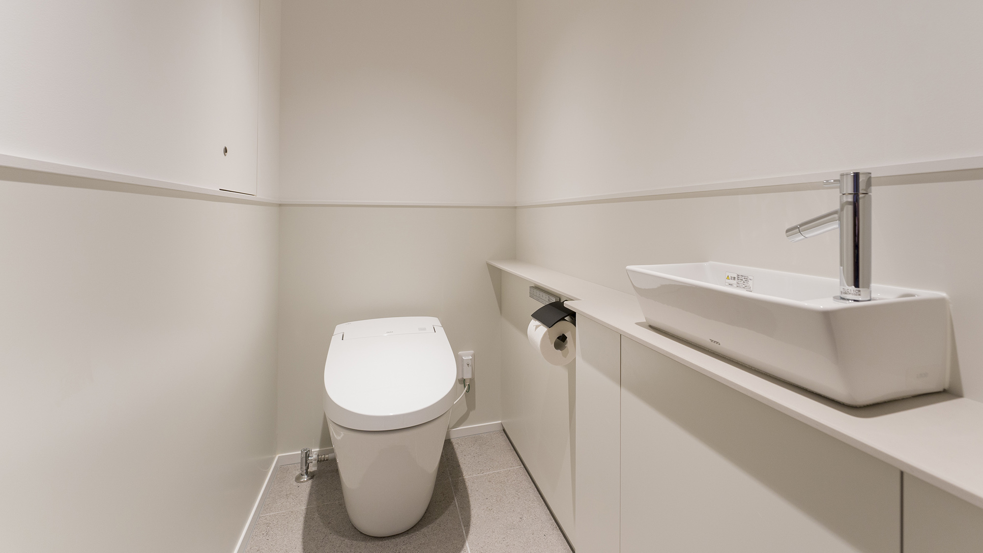 【ツインルーム】温水洗浄機能付きトイレ