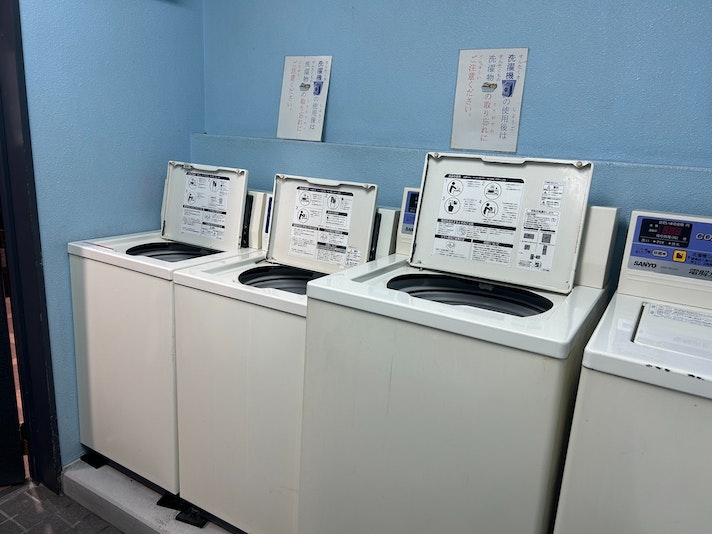 コインランドリー(共用部)