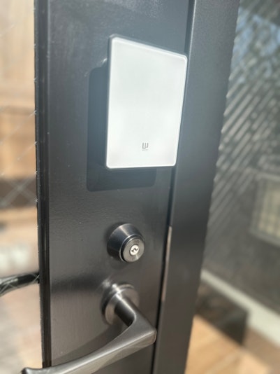 非接触非対応で入退室可能