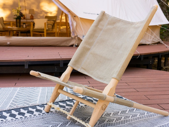 ・【設備】Nordiskの刻印入り、北欧家具の椅子となります。