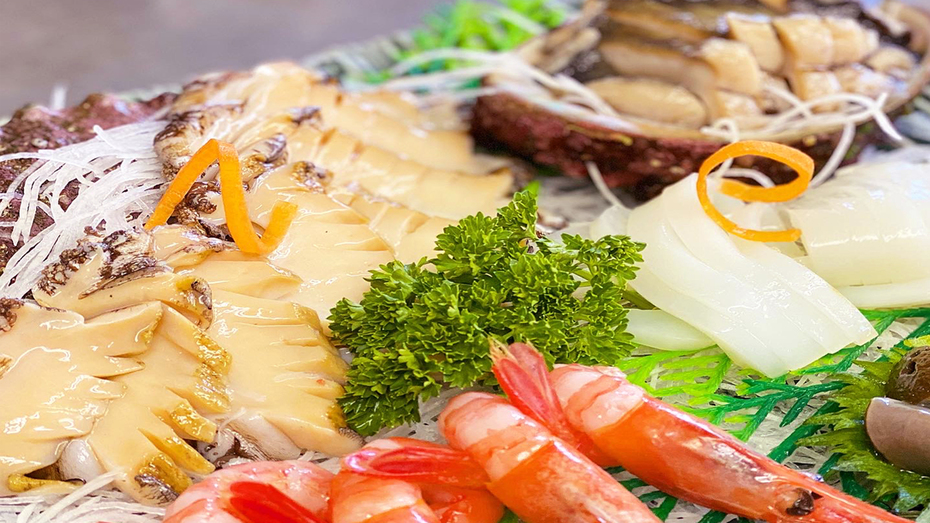 【アワビフルコース】獲れたての活アワビで至福のひと時！日本海の新鮮な食材に舌鼓【1泊2食付】