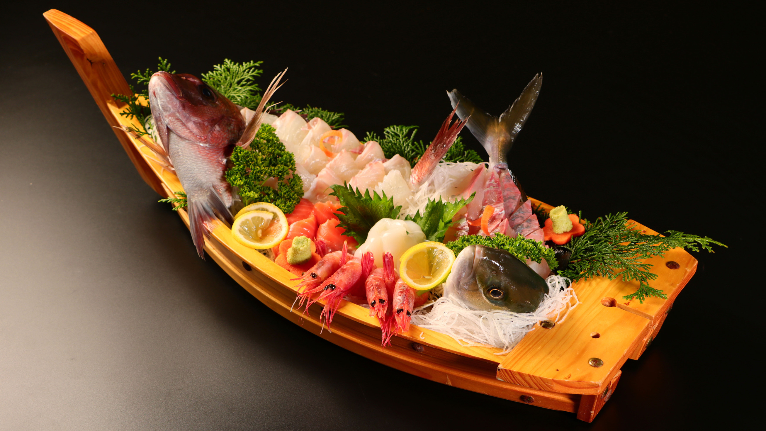 【アワビフルコース】獲れたての活アワビで至福のひと時！日本海の新鮮な食材に舌鼓【1泊2食付】