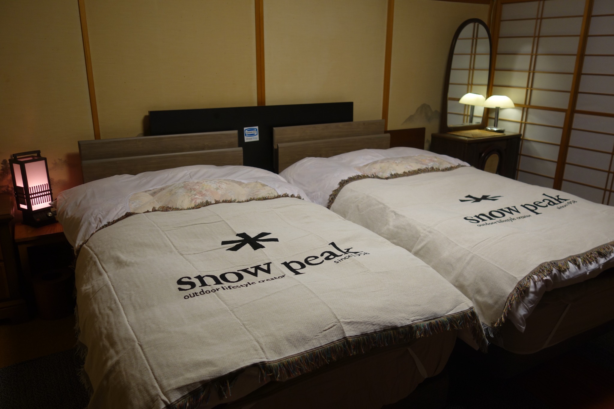 １Ｆ　10畳和室ベッド