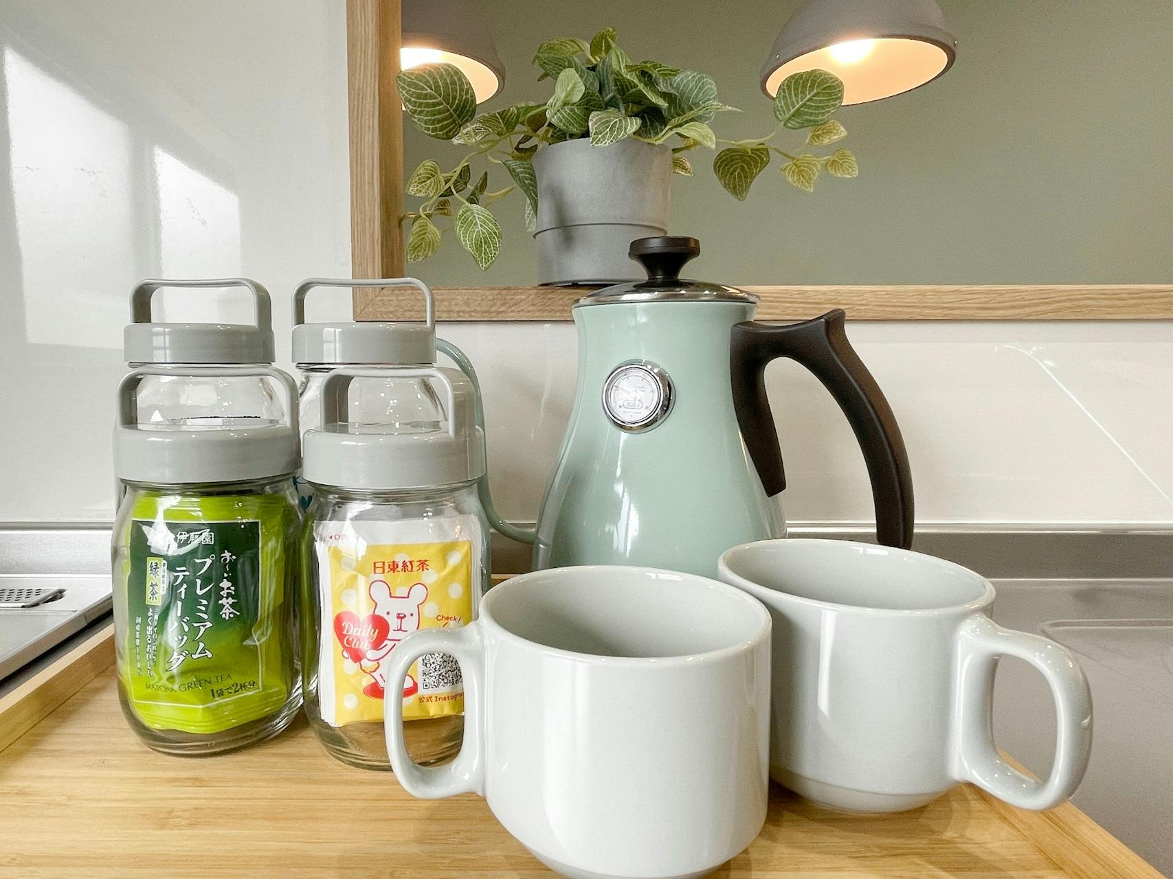 ・【走馬灯B：お茶セット】紅茶や緑茶のティーバッグもご用意しています